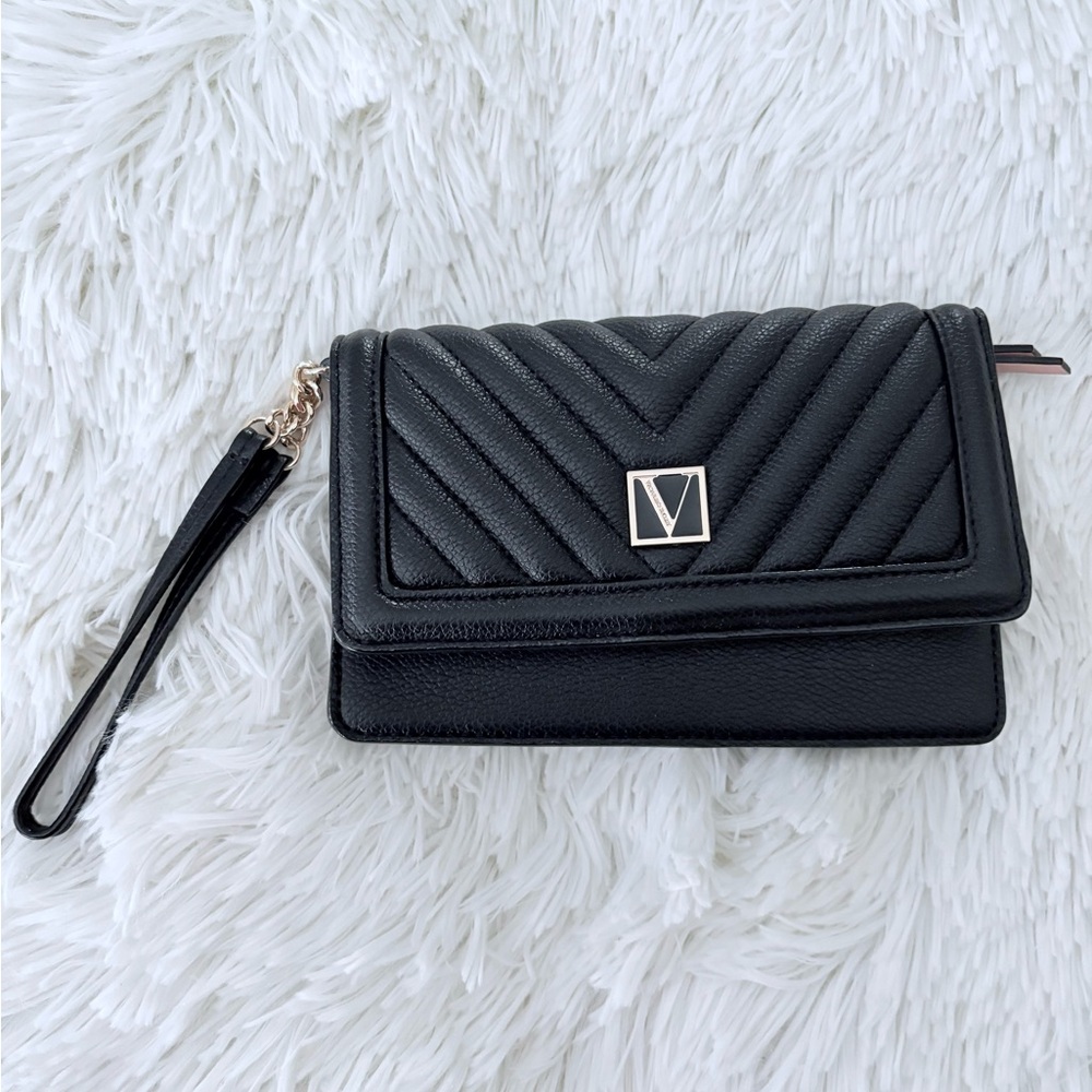 Victoria’s Secret Black Quilted Women's Phone Wristlet